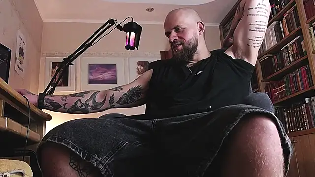Snapshot of FindomJason chatting on June 13, 2026, 9:02 pm FindomJason online show from June 13, 2026, 9:02 pm