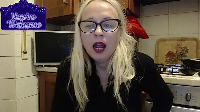 Snapshot of martachatte chatting on January 13, 2026, 5:29 pm martachatte online show from January 13, 2026, 5:29 pm