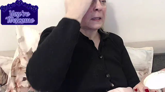 Snapshot of martachatte chatting on January 14, 2026, 7:14 am martachatte online show from January 14, 2026, 7:14 am