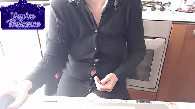 Snapshot of martachatte chatting on January 17, 2026, 9:47 am martachatte online show from January 17, 2026, 9:47 am