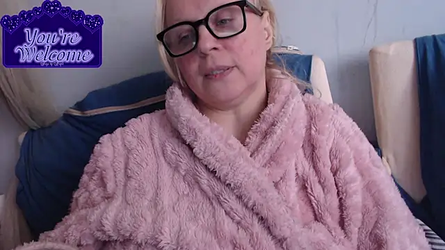 Snapshot of martachatte chatting on February 26, 2026, 7:51 am martachatte online show from February 26, 2026, 7:51 am