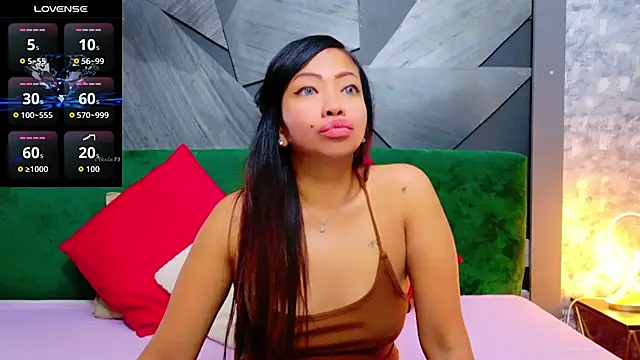 ElyaQuinn online show from October 16, 2025, 6:47 am