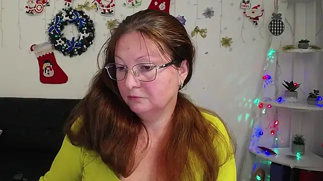 VanessaHotts online show from January 4, 2025, 9:10 am