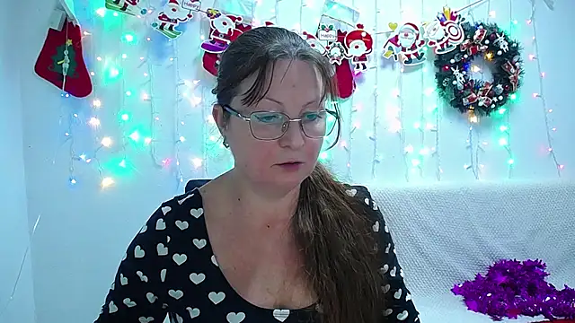 VanessaHotts online show from January 11, 2025, 9:04 am