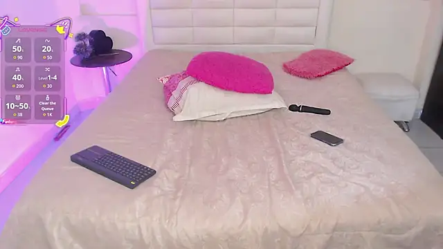 anastasiasweet  online show from November 11, 2025, 8:53 pm