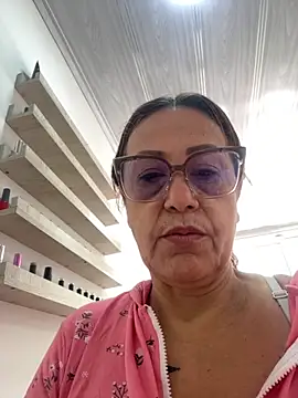 lonely shewolf online show from October 24, 2025, 12:56 pm