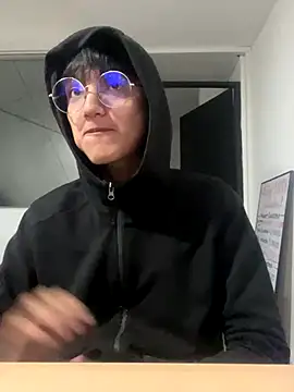 LuiSexvill online show from December 15, 2025, 6:06 am