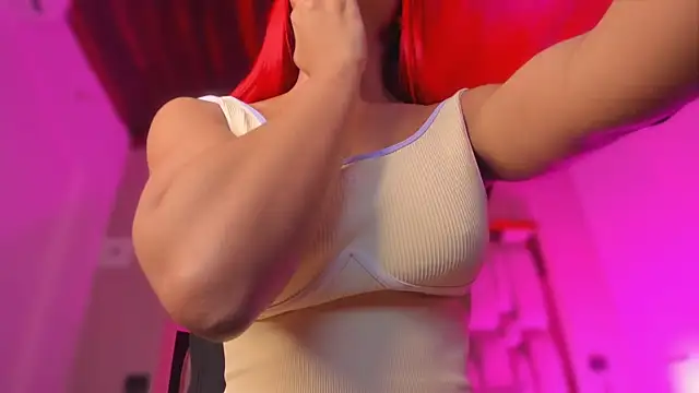 Snapshot of Emmily_Savage chatting on February 18, 2026, 11:50 am Emmily Savage online show from February 18, 2026, 11:50 am