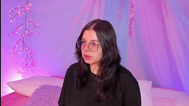 Mey moon online show from July 10, 2026, 3:55 am