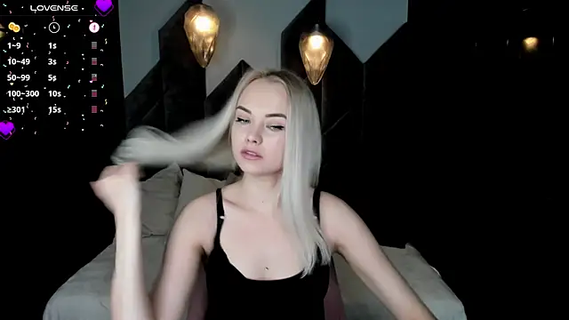 Snapshot of StephanieSweety chatting on December 24, 2024, 11:22 pm StephanieSweety online show from December 24, 2024, 11:22 pm