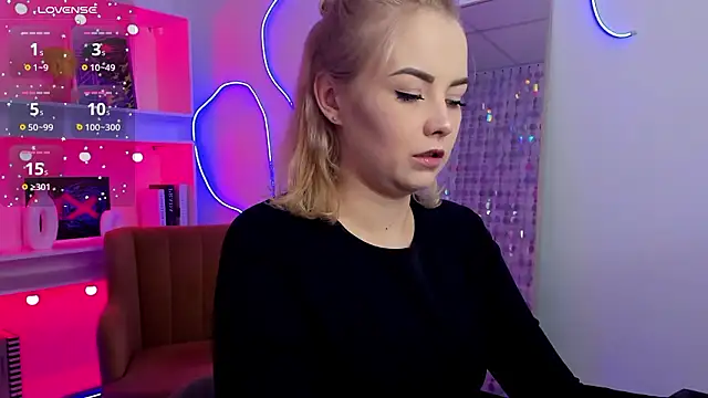 Snapshot of StephanieSweety chatting on February 17, 2026, 5:30 pm StephanieSweety online show from February 17, 2026, 5:30 pm