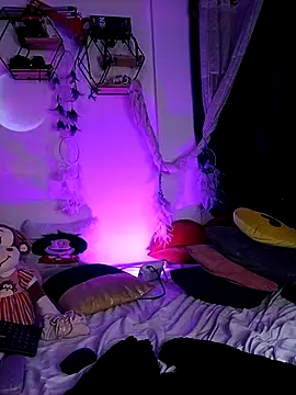 Piafisher1 online show from February 18, 2025, 10:49 am