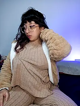 Piafisher1 online show from November 6, 2025, 1:17 am