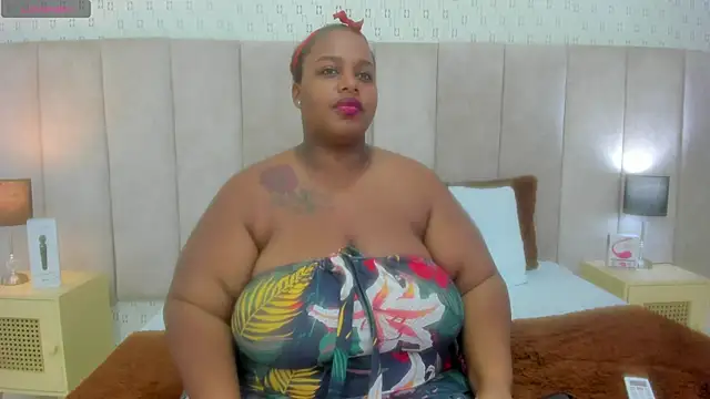 Snapshot of KiaraBrownn chatting on February 12, 2025, 11:40 am KiaraBrownn online show from February 12, 2025, 11:40 am