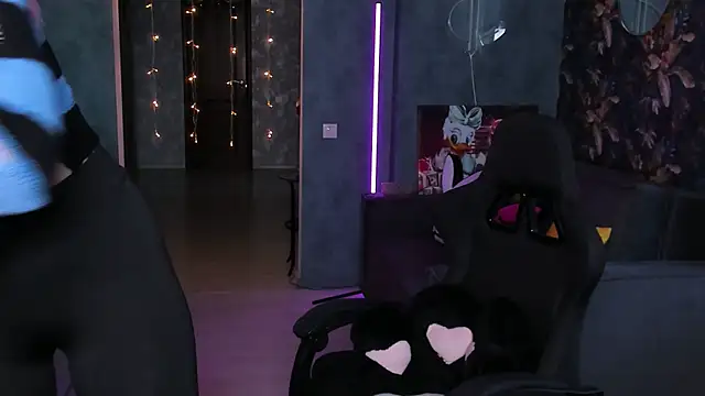 Snapshot of Blckmirrorr chatting on January 18, 2026, 8:07 am Blckmirrorr online show from January 18, 2026, 8:07 am