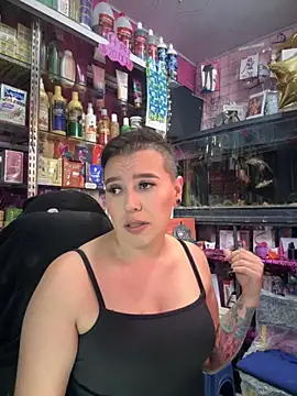 Snapshot of TamySweetness chatting on October 7, 2025, 4:26 pm TamySweetness online show from October 7, 2025, 4:26 pm