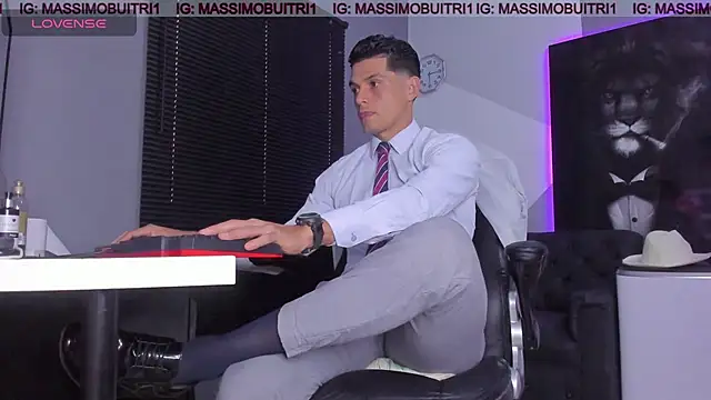 massimo g online show from October 17, 2025, 10:34 pm