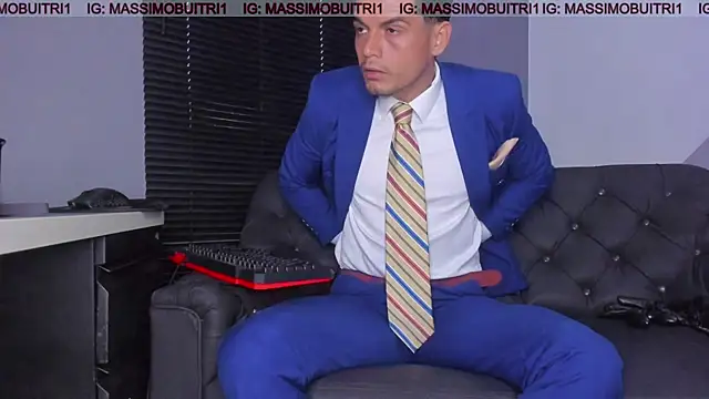 massimo g online show from November 17, 2025, 11:05 am