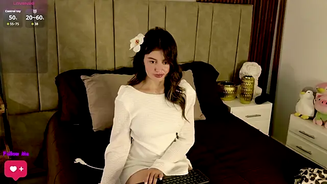 Snapshot of Isabellacharm chatting on July 6, 2026, 4:09 pm Isabellacharm online show from July 6, 2026, 4:09 pm