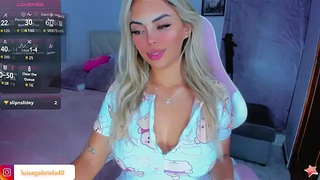 Gabby prieto online show from October 31, 2025, 2:56 am