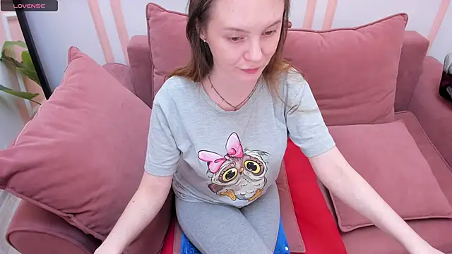 JannaVerdi  online show from October 15, 2025, 6:35 am