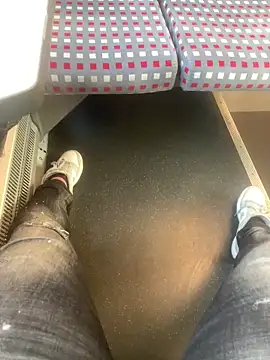 luay187 online show from April 17, 2026, 3:37 pm