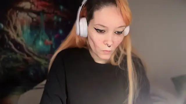 Snapshot of FRRANNKIE chatting on February 19, 2026, 9:16 am FRRANNKIE online show from February 19, 2026, 9:16 am