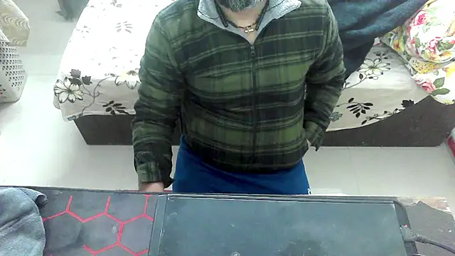 Snapshot of rentarob chatting on January 12, 2026, 7:19 pm rentarob online show from January 12, 2026, 7:19 pm