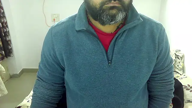 Snapshot of rentarob chatting on January 16, 2026, 4:33 pm rentarob online show from January 16, 2026, 4:33 pm