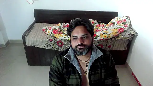 Snapshot of rentarob chatting on February 4, 2026, 8:20 am rentarob online show from February 4, 2026, 8:20 am