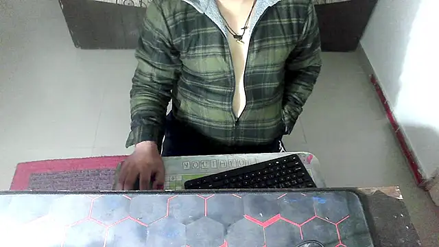 Snapshot of rentarob chatting on February 6, 2026, 5:05 pm rentarob online show from February 6, 2026, 5:05 pm