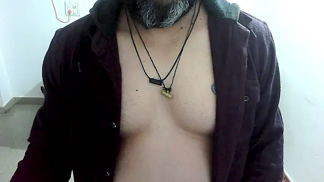 Snapshot of rentarob chatting on February 18, 2026, 5:31 pm rentarob online show from February 18, 2026, 5:31 pm