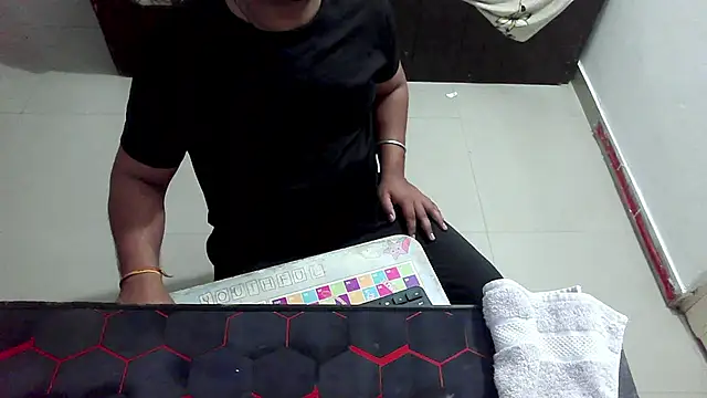 Snapshot of rentarob chatting on March 1, 2026, 8:44 pm rentarob online show from March 1, 2026, 8:44 pm