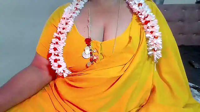 Snapshot of archanatelugu9 chatting on February 6, 2026, 9:56 am archanatelugu9 online show from February 6, 2026, 9:56 am