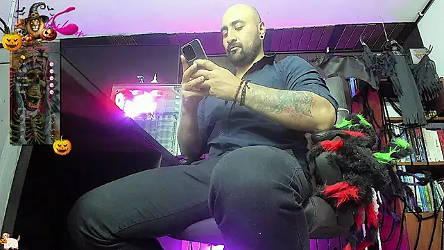 Leon 1234 online show from October 29, 2025, 11:39 pm