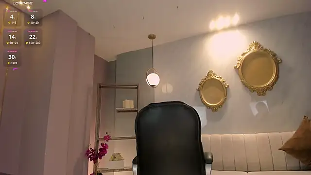 Snapshot of BiancaPierce chatting on January 10, 2025, 6:28 pm BiancaPierce online show from January 10, 2025, 6:28 pm