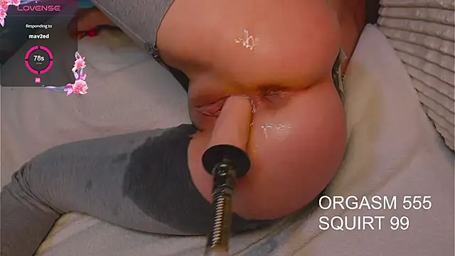 Snapshot of Alissaasex chatting on January 13, 2026, 9:03 am Alissaasex online show from January 13, 2026, 9:03 am