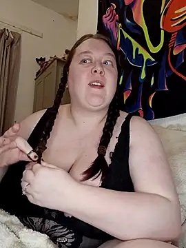 Snapshot of Sexycurvyemilyy chatting on March 12, 2026, 10:05 pm Sexycurvyemilyy online show from March 12, 2026, 10:05 pm