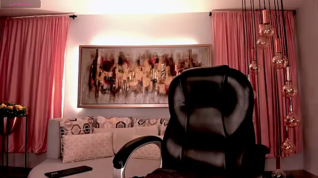 SophiePalmer online show from January 24, 2025, 3:55 pm