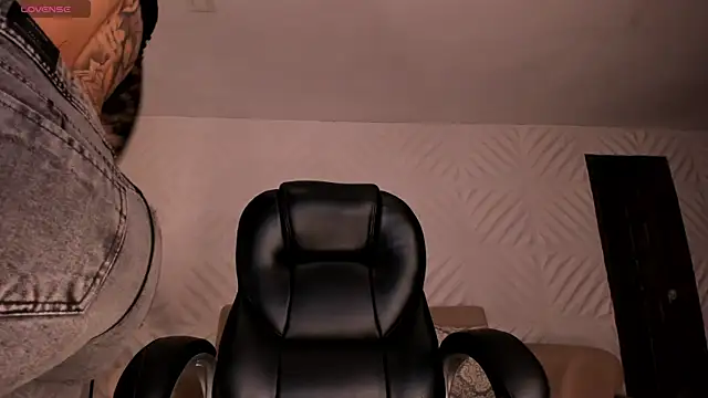 Snapshot of SophiePalmer chatting on November 21, 2025, 11:09 am SophiePalmer online show from November 21, 2025, 11:09 am