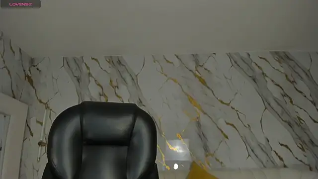 SophiePalmer online show from July 12, 2026, 12:29 pm