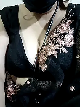 Sexybomb33 online show from December 3, 2024, 9:34 pm