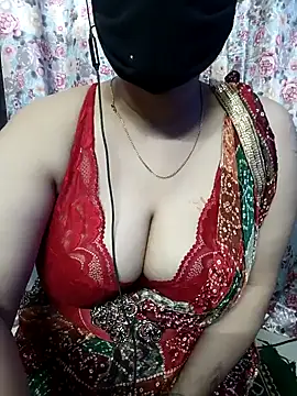 Sexybomb33 online show from December 29, 2024, 1:13 am