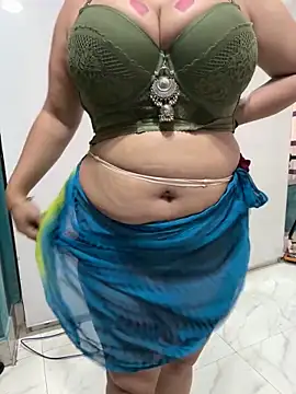 Sexybomb33 online show from October 24, 2025, 8:22 am