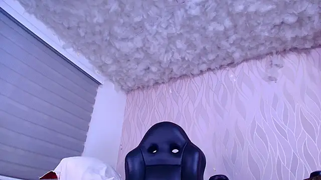 Snapshot of emyli_sam chatting on January 11, 2025, 12:07 pm emyli sam online show from January 11, 2025, 12:07 pm