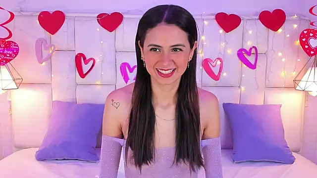 SarahSophia  online show from February 25, 2025, 11:30 am