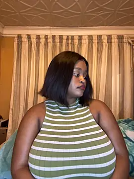 Snapshot of KnockoutBestie chatting on February 17, 2026, 5:08 pm KnockoutBestie online show from February 17, 2026, 5:08 pm