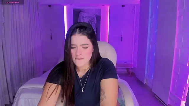 nathalie rivers online show from November 5, 2025, 11:21 am