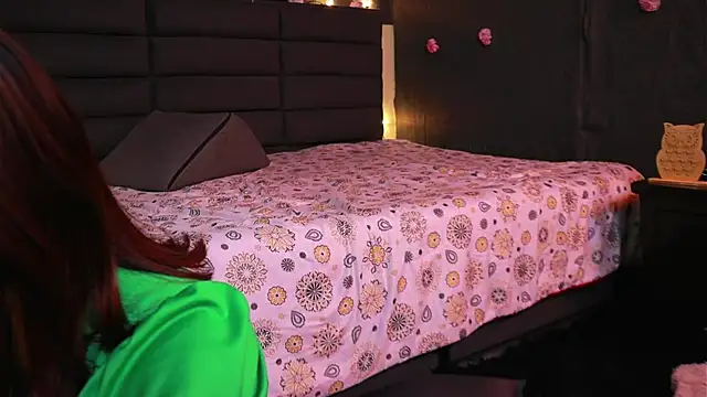 kathieandpovcock1 online show from October 12, 2025, 1:32 pm