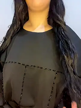 Mayacrayzi online show from October 12, 2025, 12:04 pm